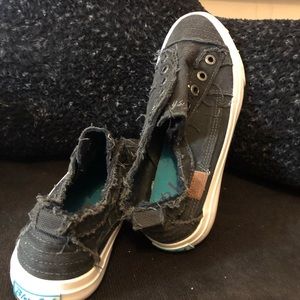 Blowfish canvas sneakers